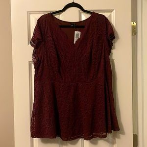 Wine short sleeve lace overlay too 3x new